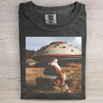 Santa’s ufo broke down Shirt